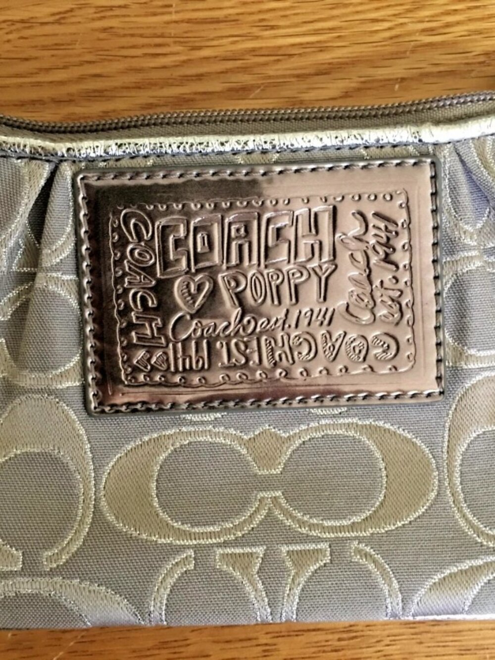 Coach Poppy Silver/Grey Wristlet Wallet Mini Clutch